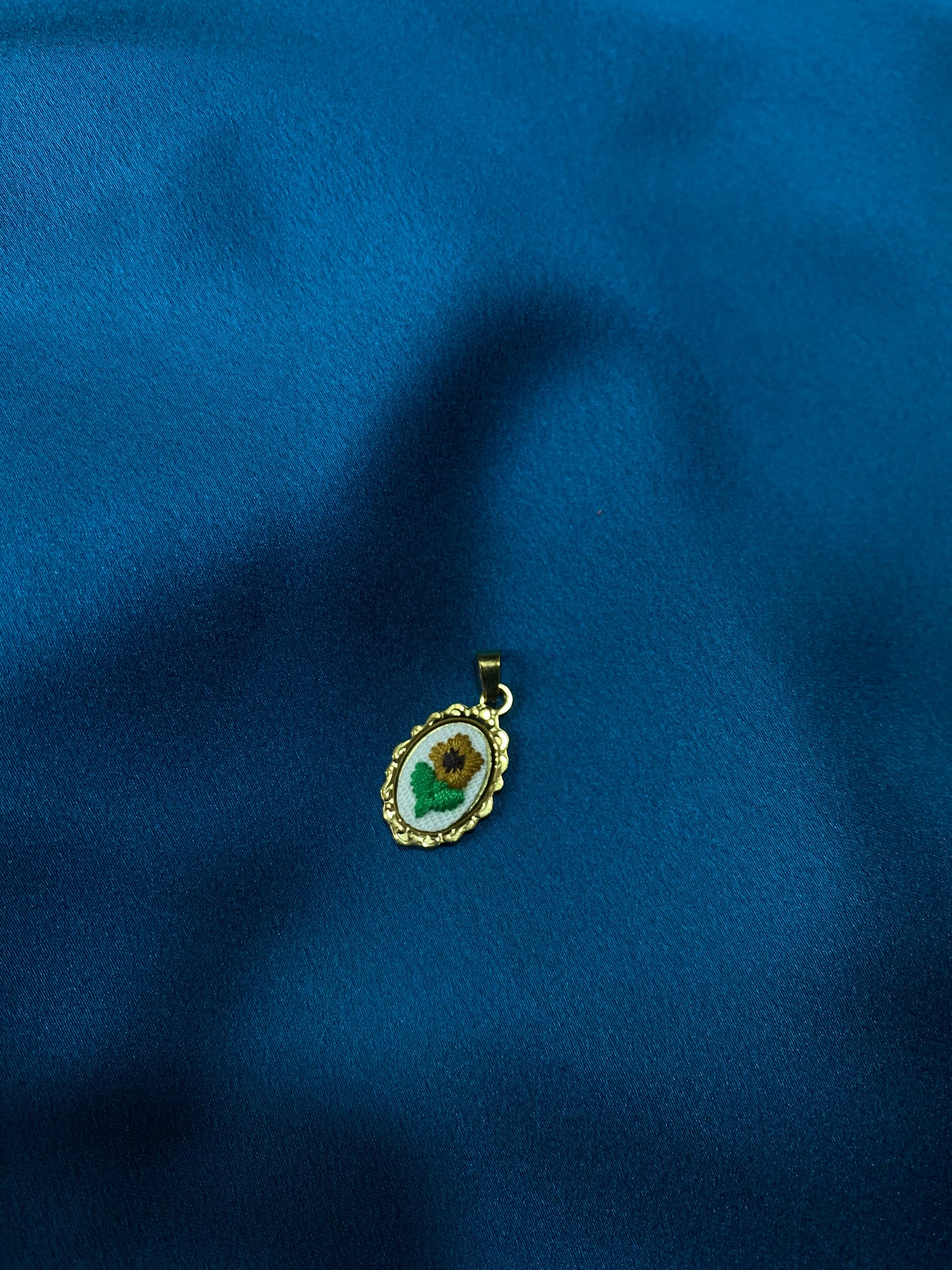 Charmes girasole filo