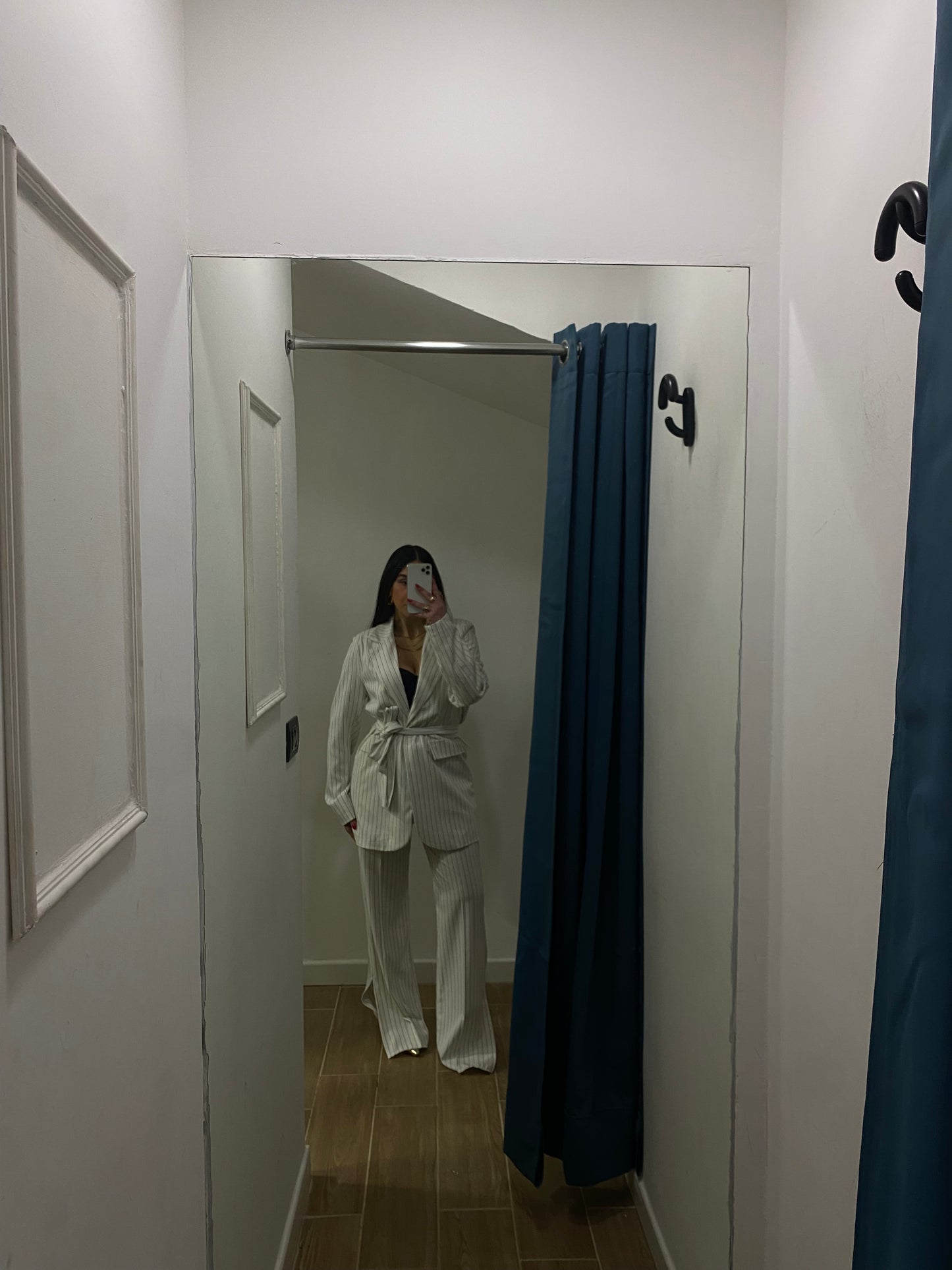 Tailleur blazer cintura gessato bianco
