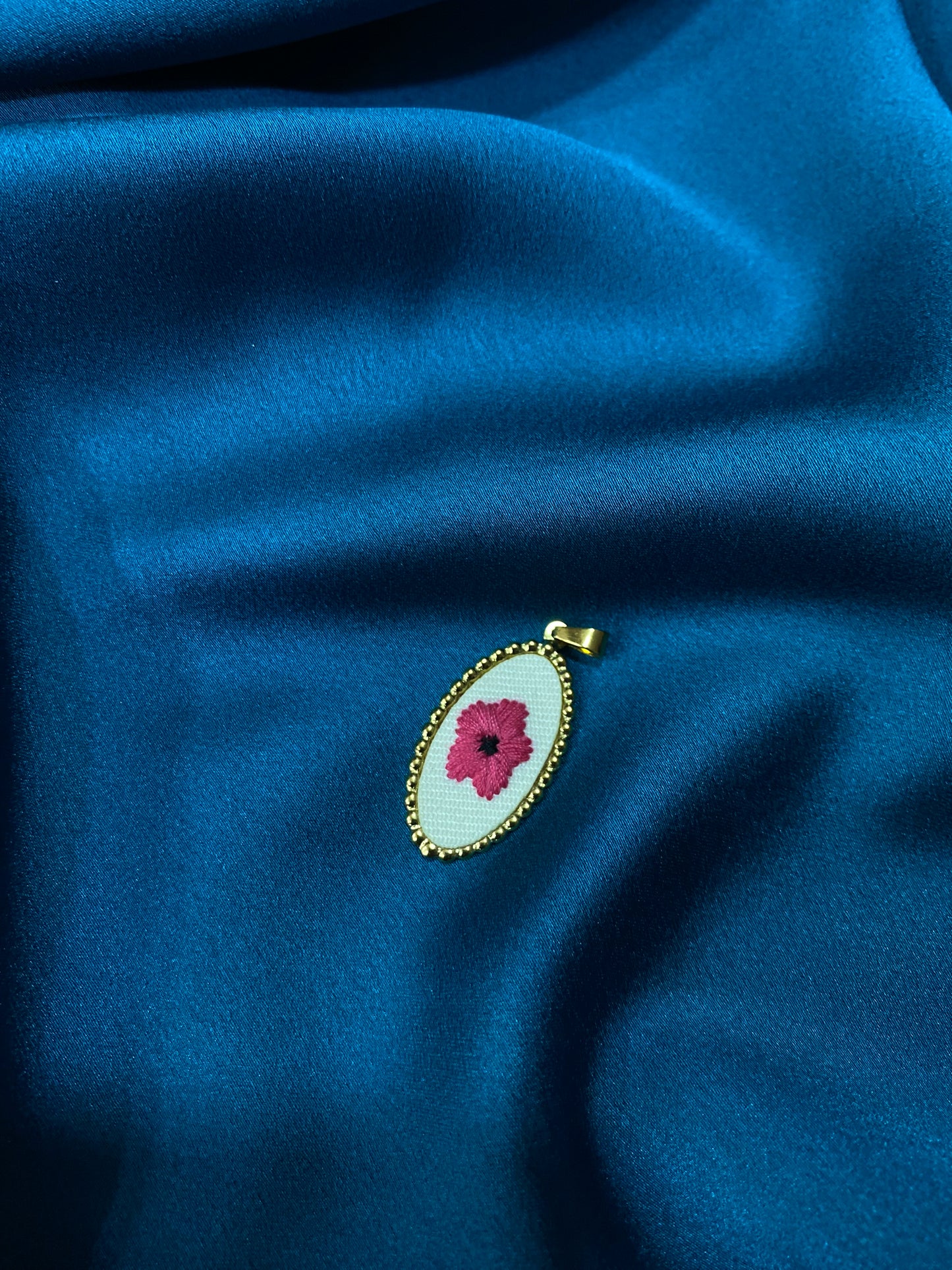 Charmes fiore filo fucsia 🌺