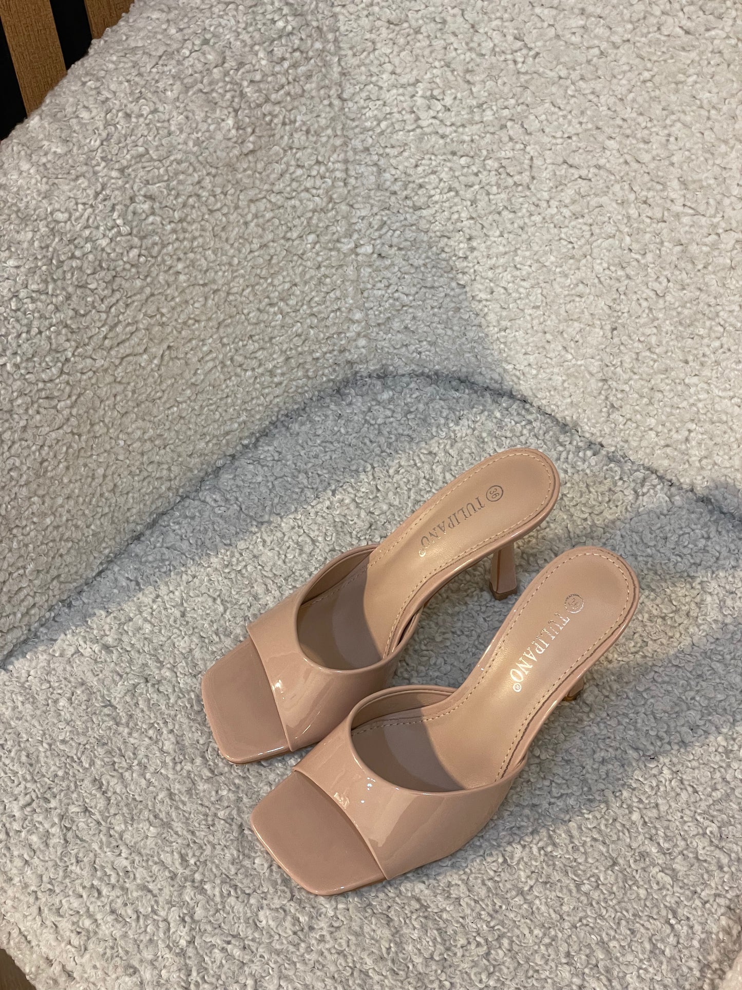 sandalo quadrato nude