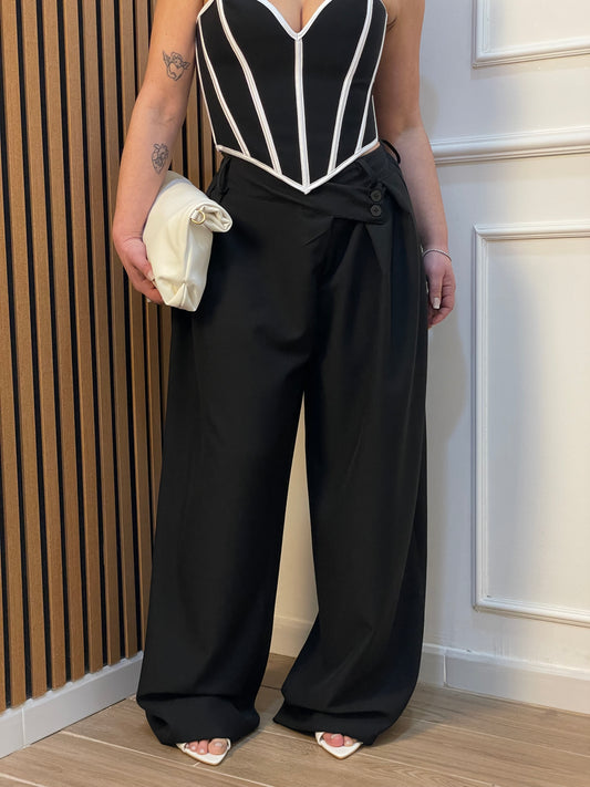 Pantalone chiusura asimmetrica