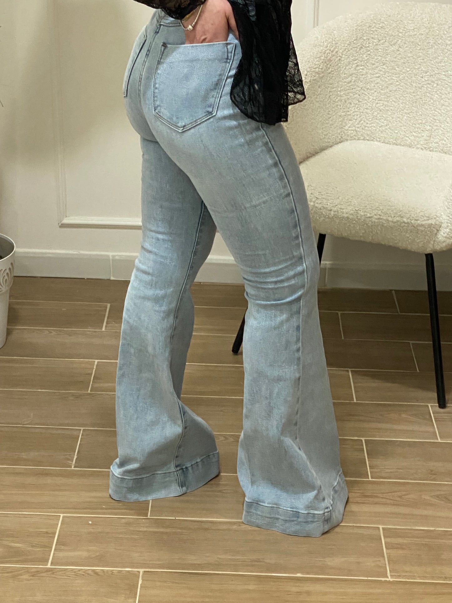 Jeans flare zampa chiaro