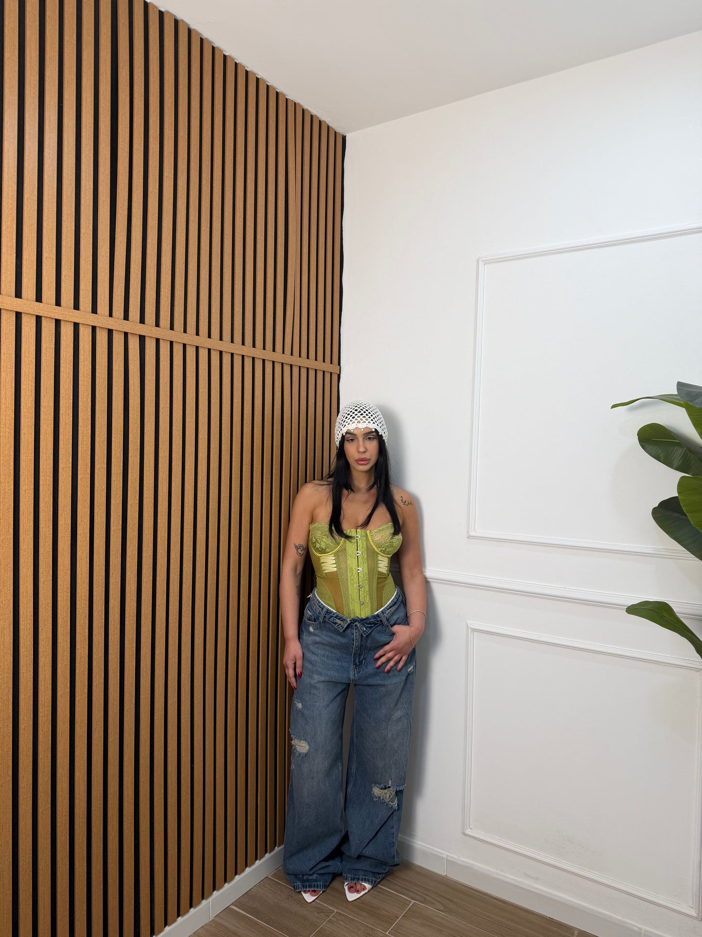 Jeans strappi bustino risvolto