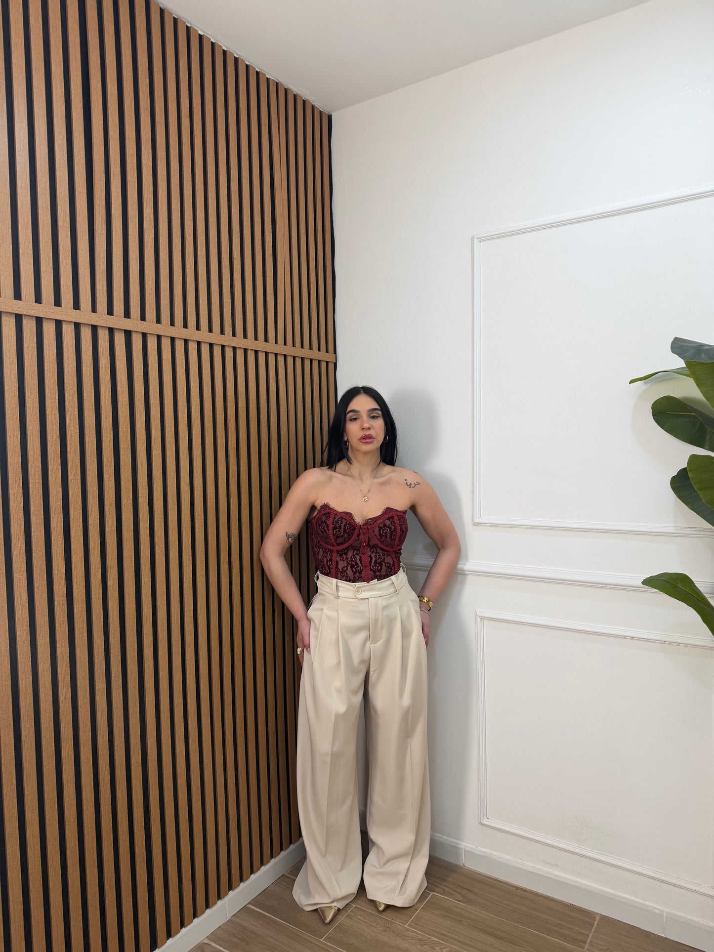 Pantalone palazzo bottone laterale