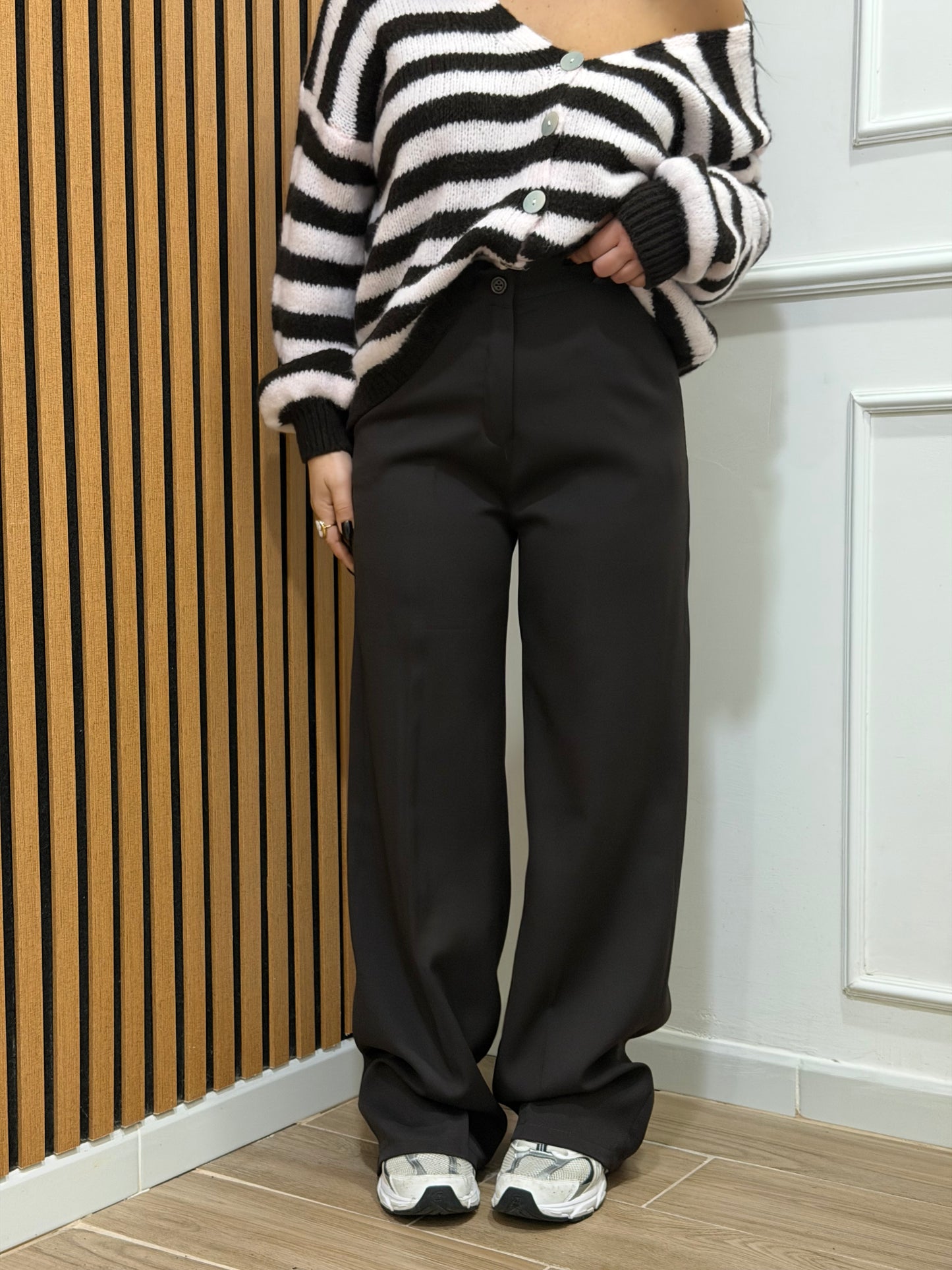 Pantalone palazzo tasche marrone