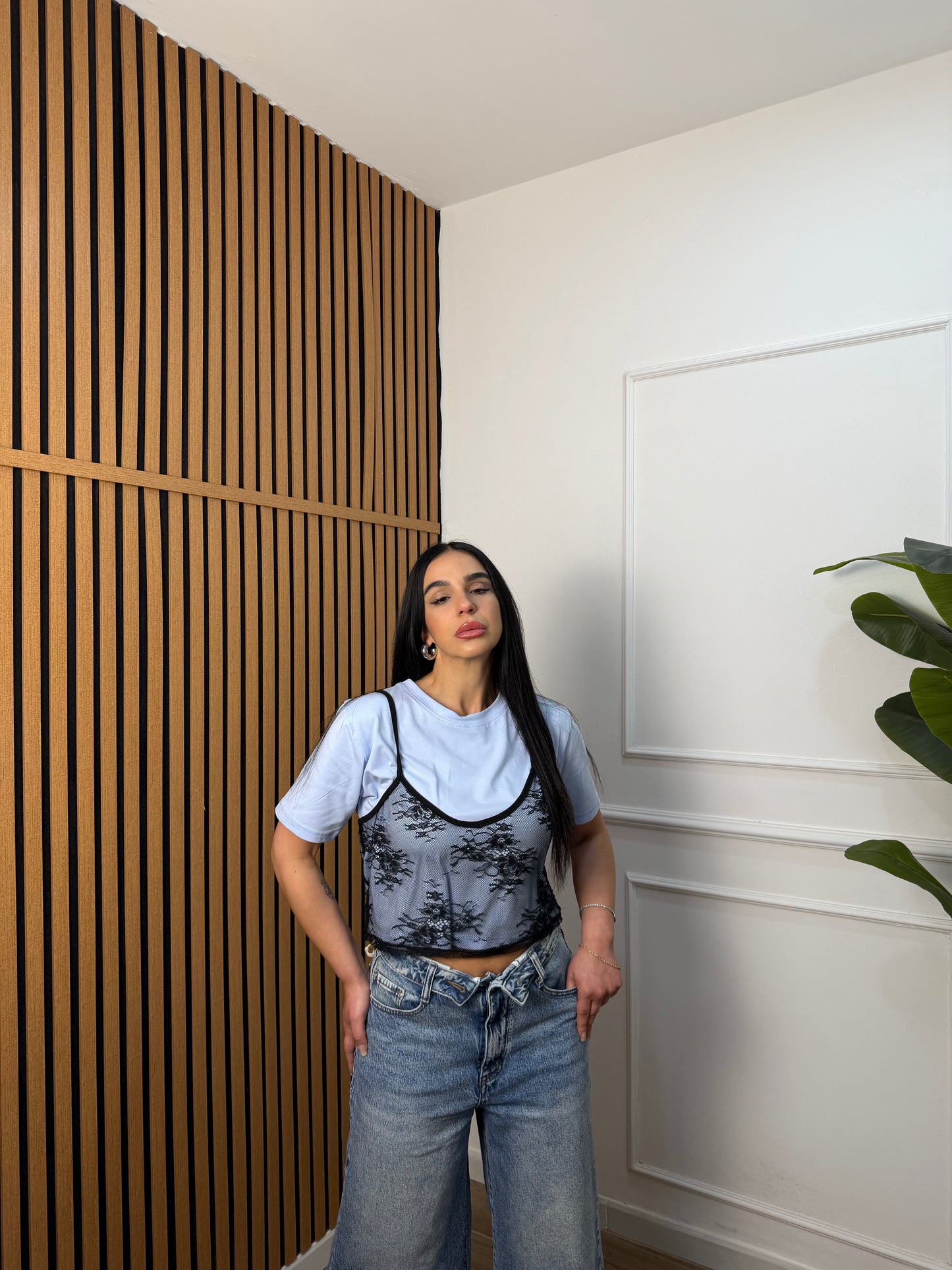 T-shirt crop style