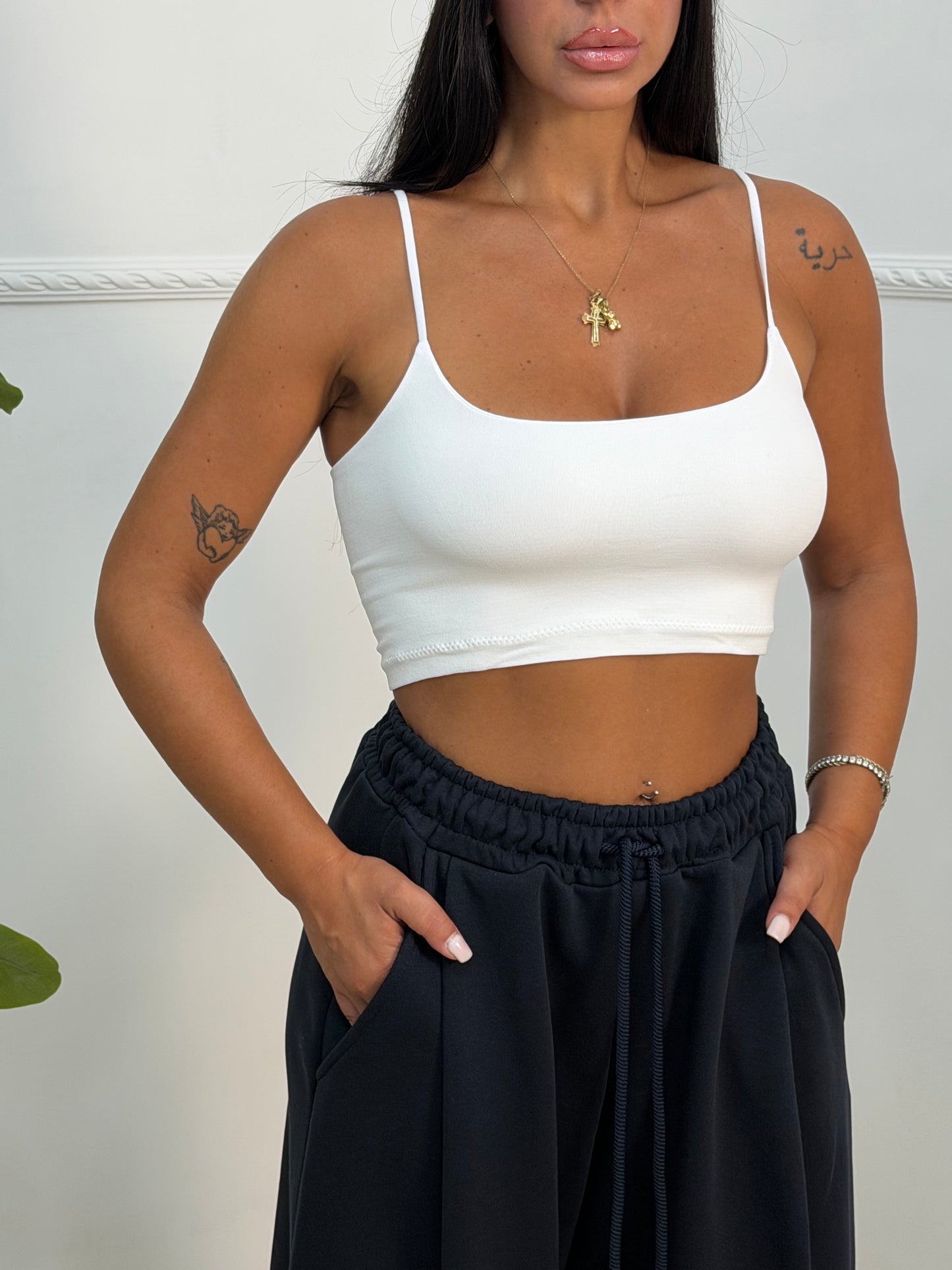 Top crop bretellina sottile