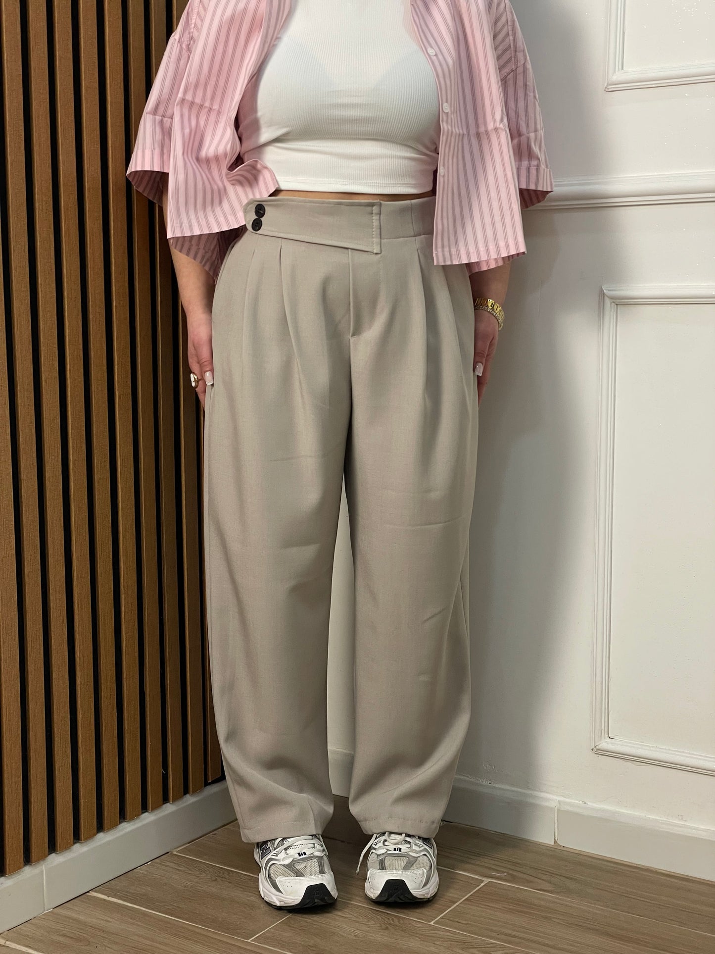 Pantalone bottoncini laterale