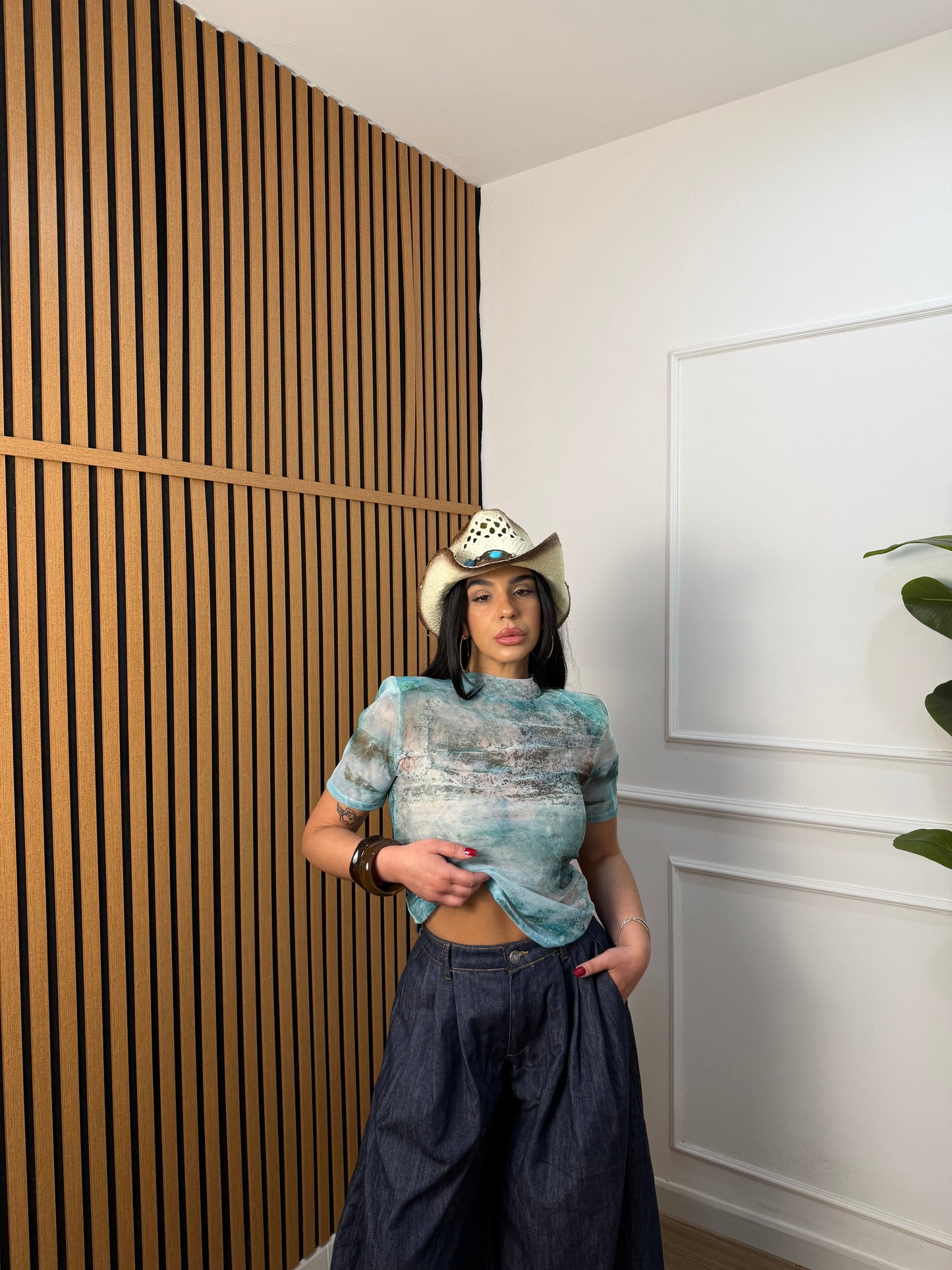 T-shirt Jungle spalline