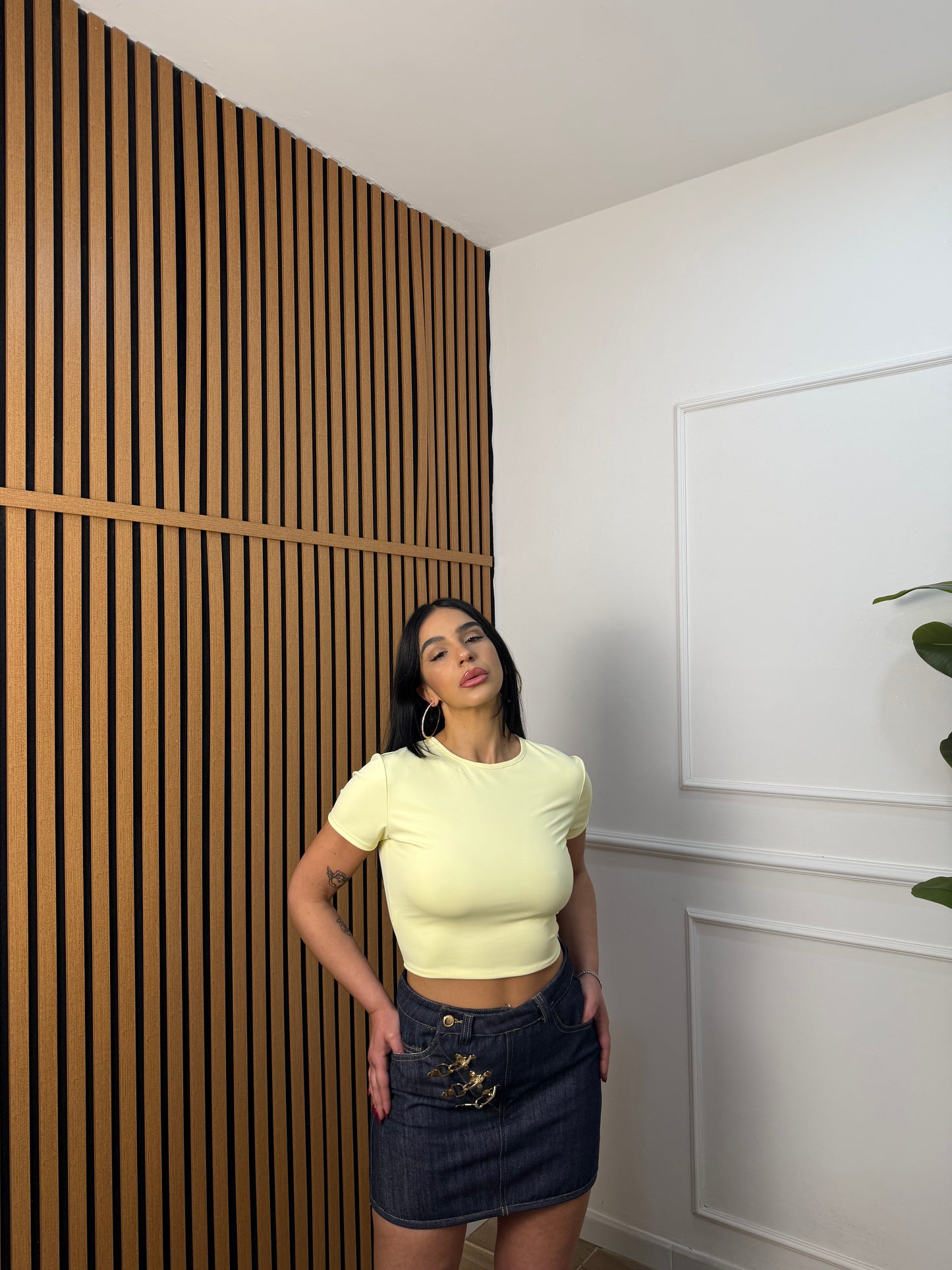 Maglia crop stringhe retro