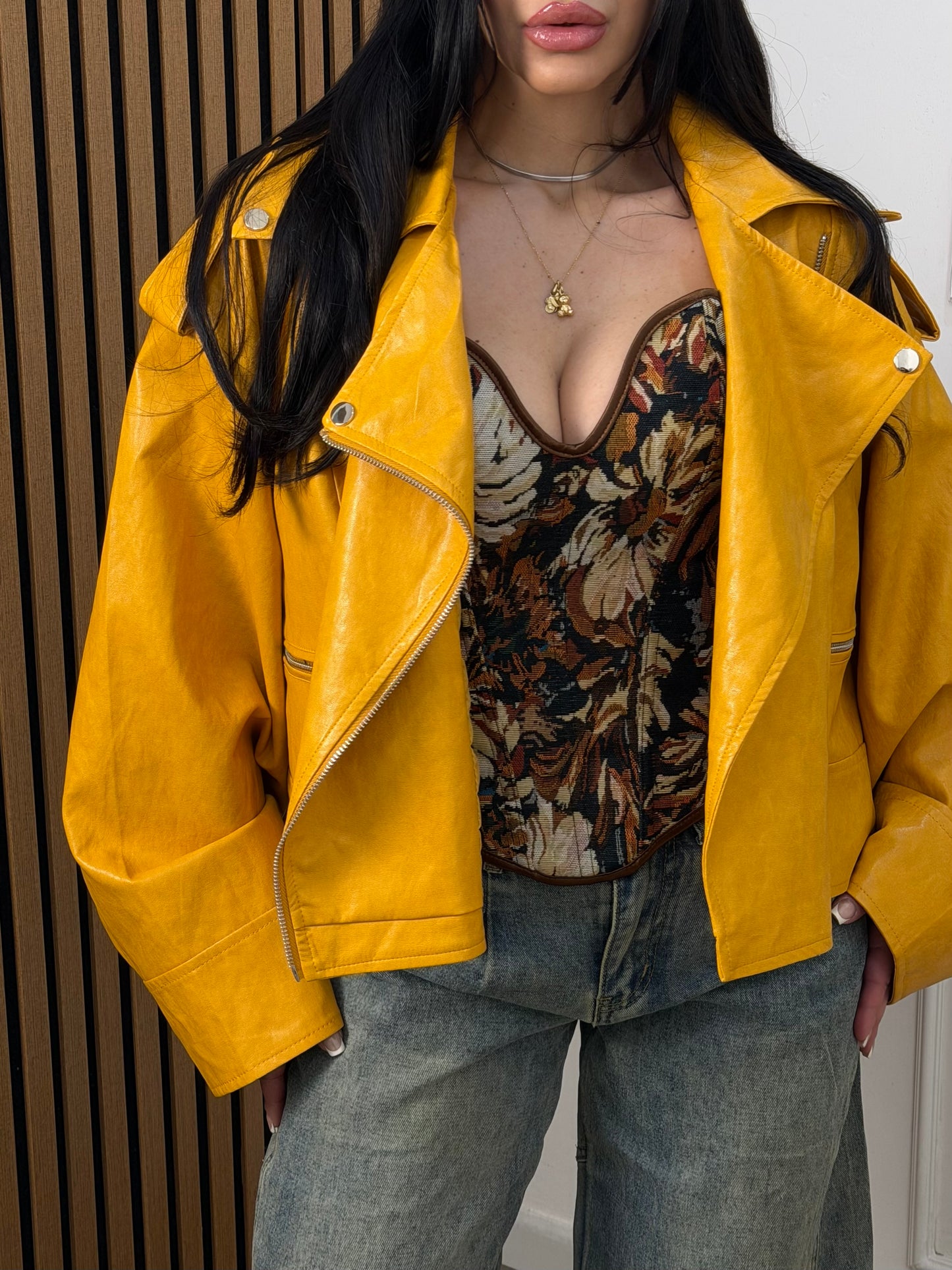Chiodo ecopelle oversize senape