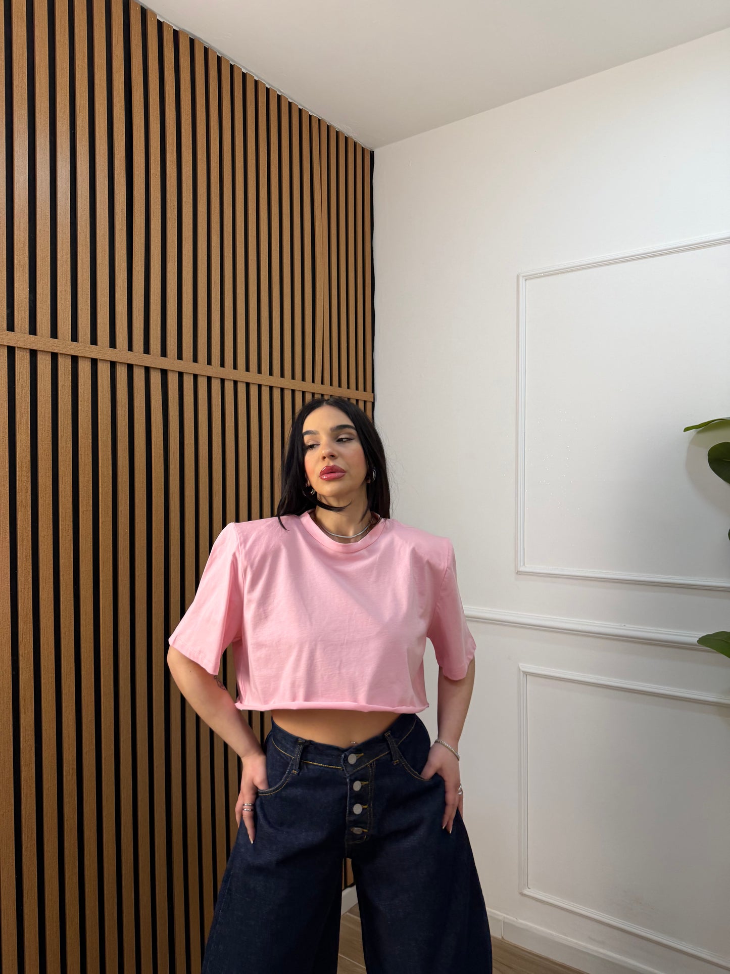T-shirt crop spalline