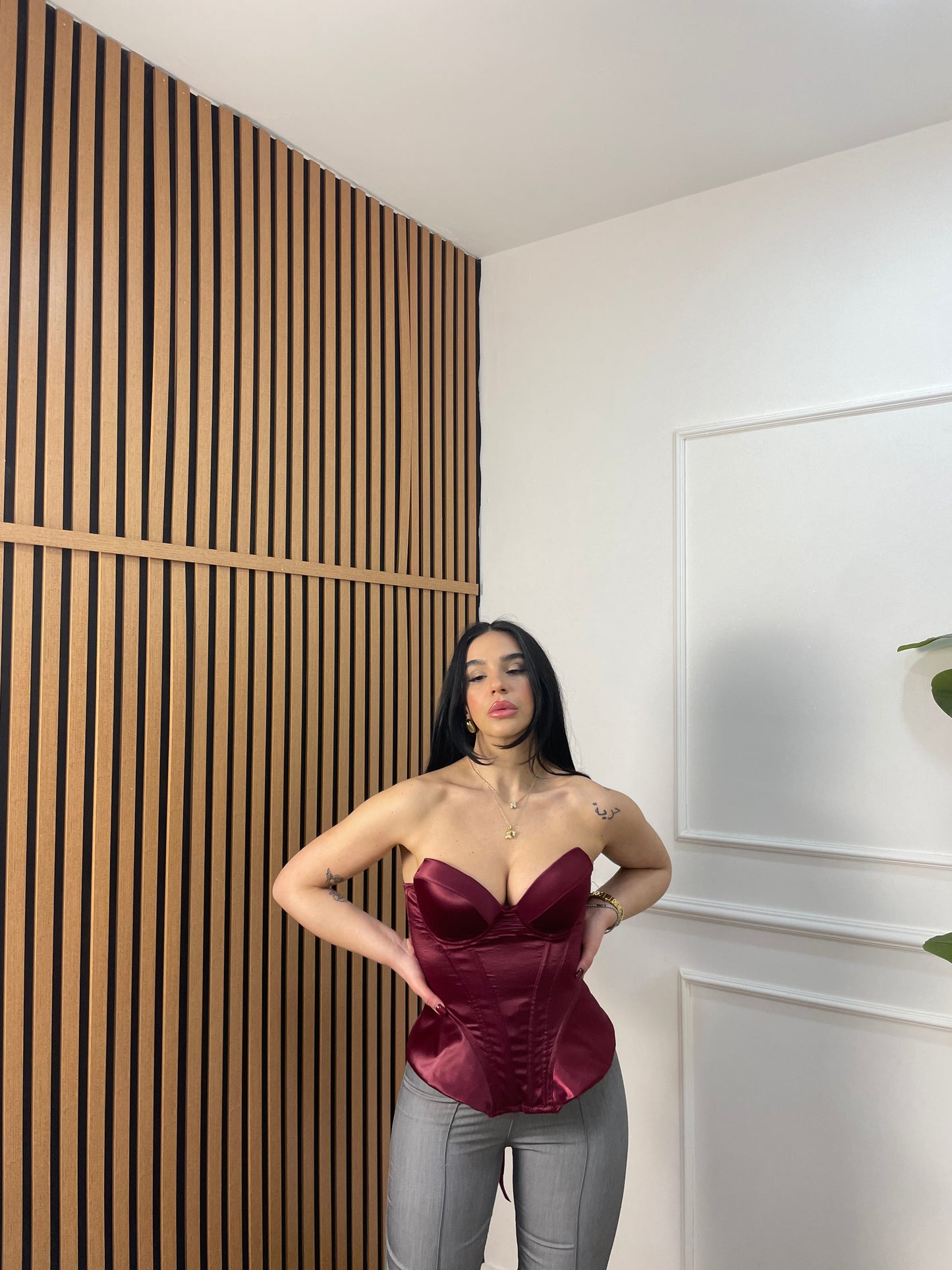 Corsetto raso sfiancato