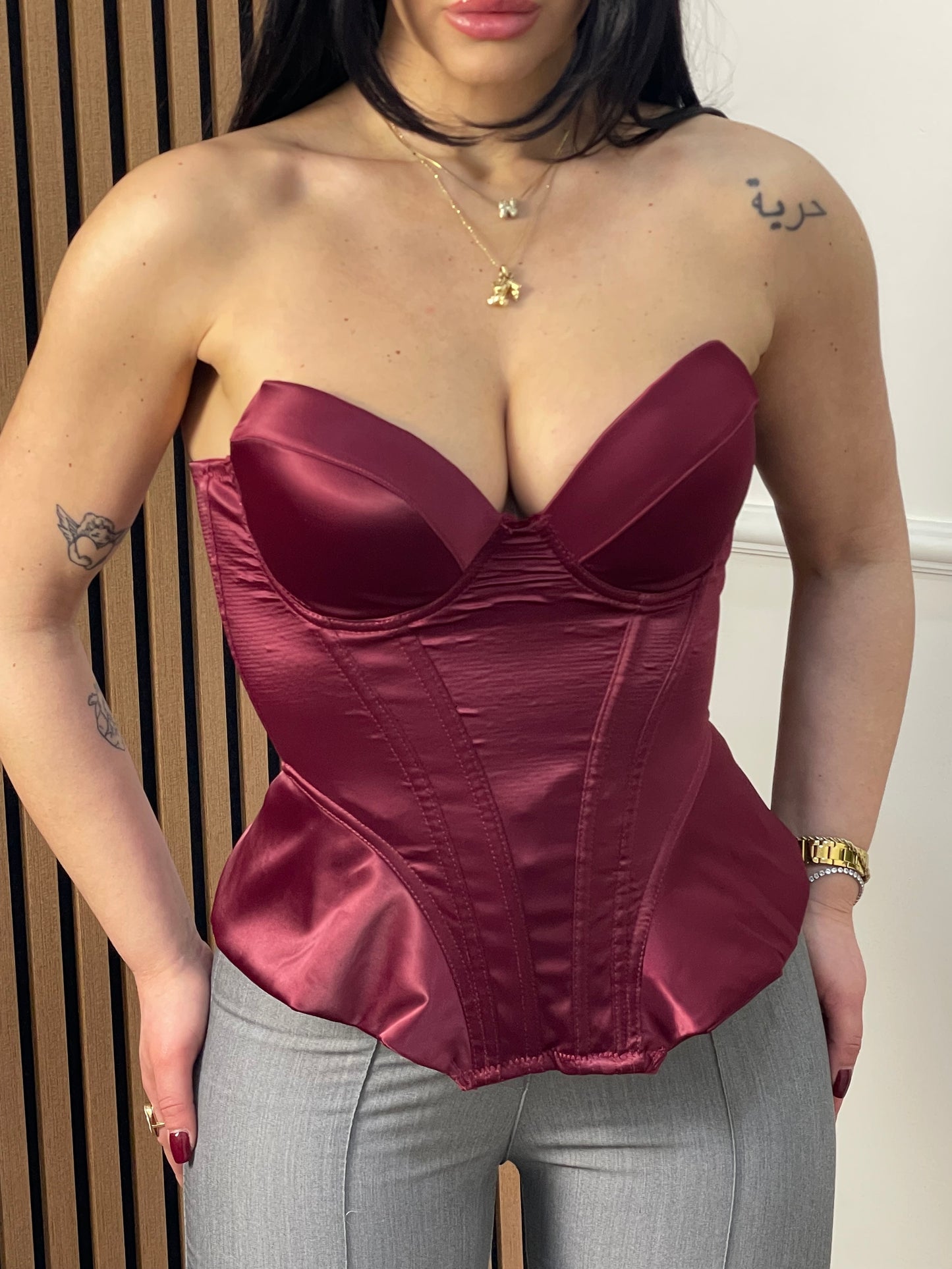 Corsetto raso sfiancato