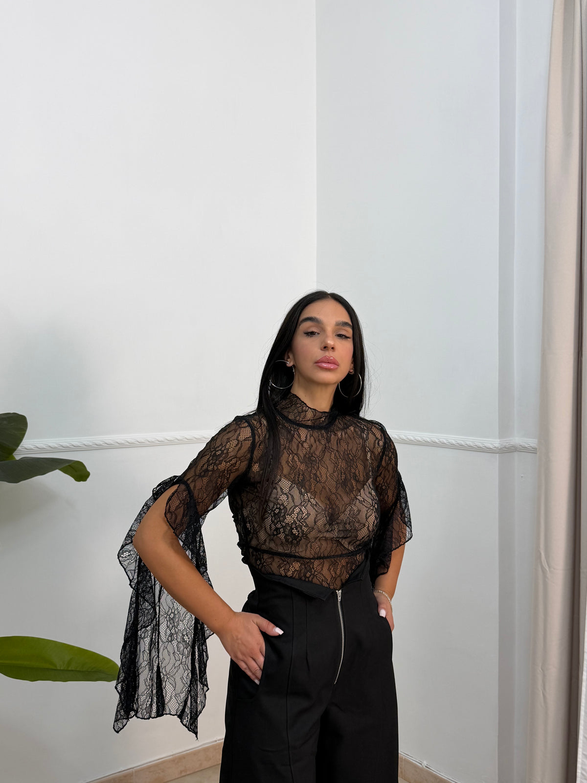 Maglia pizzo crop romance