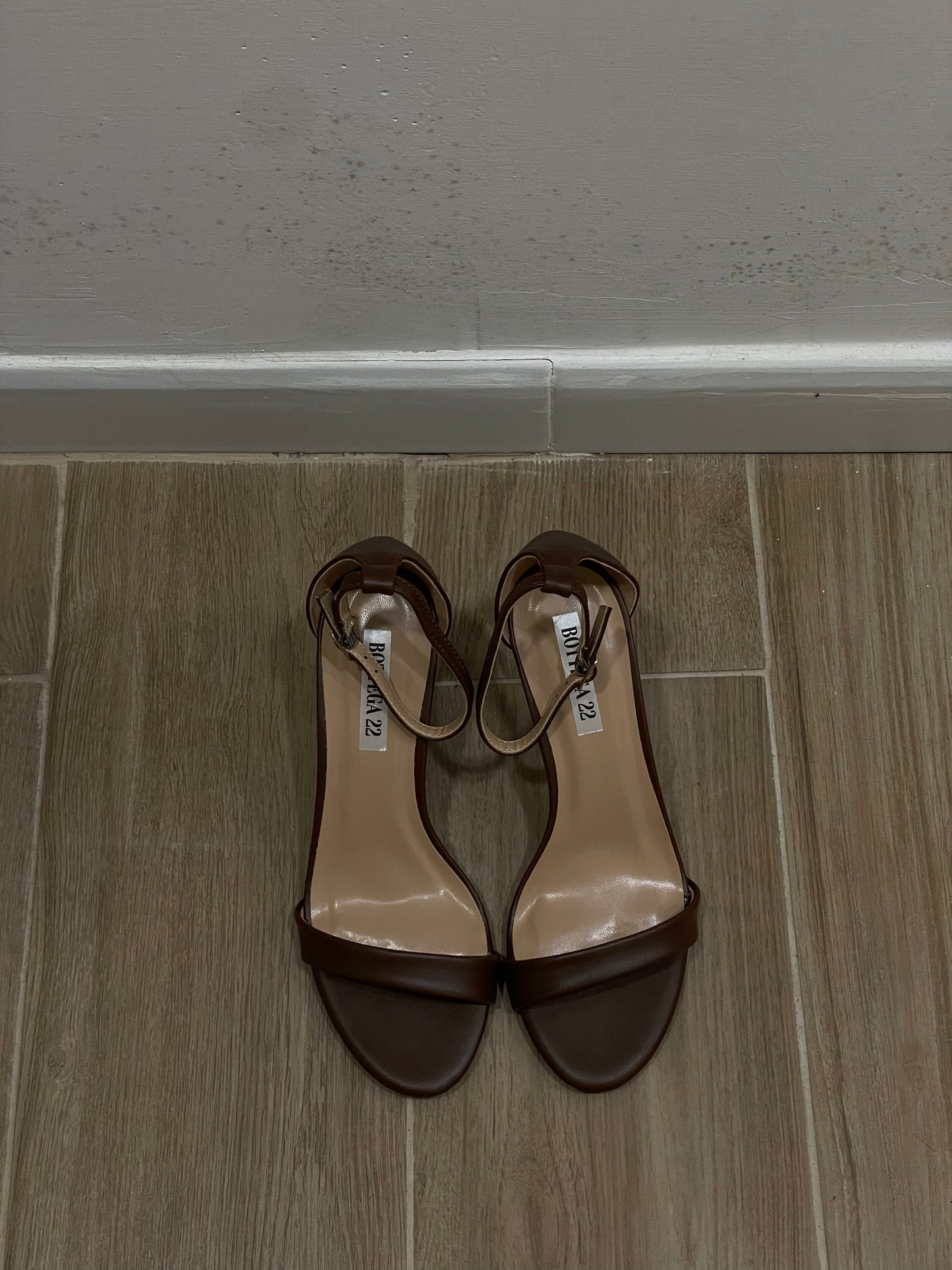 sandalo bottega basic