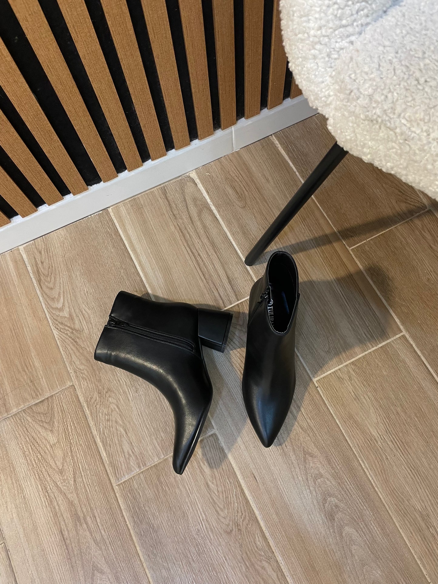 tronchetto black