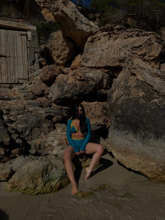 bikini four petrolio