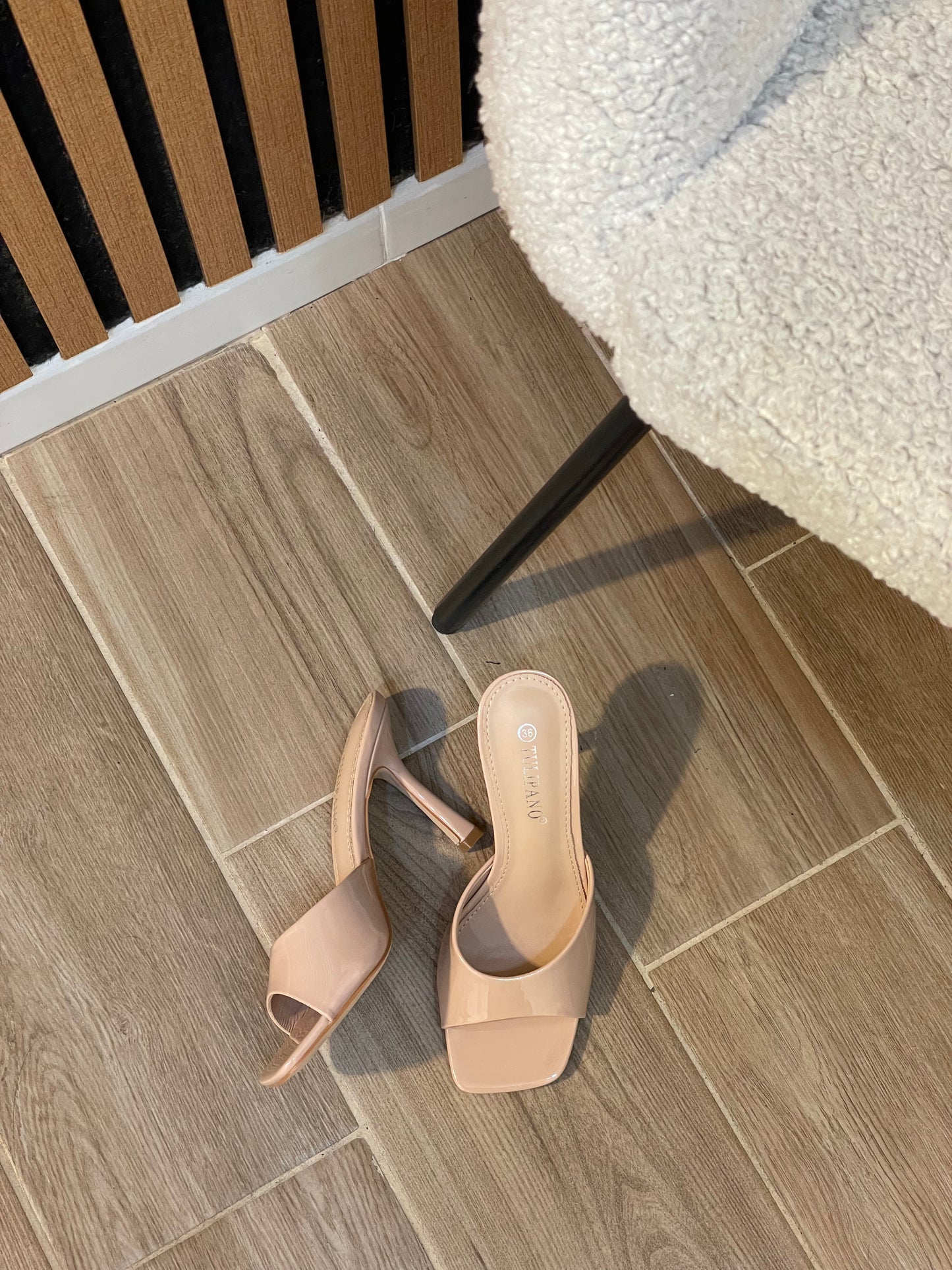 sandalo quadrato nude